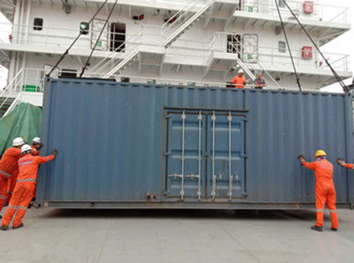 屯城镇柴油发电机组和储能设备配合使用时，有哪些需要注意的问题？