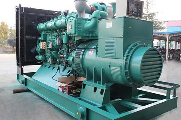 屯城镇工厂发电机应急发电中如何优化燃油储备管理？