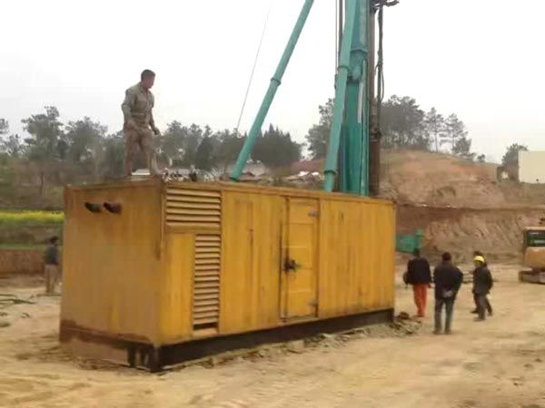 屯城镇如何判断水冷式机油散热器密封件是否需要更换？