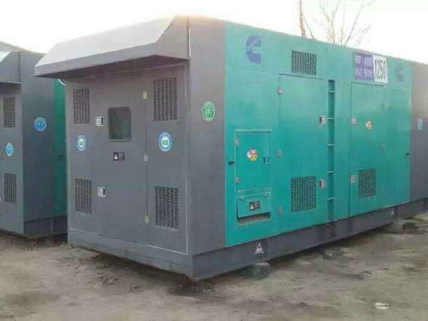 屯城镇合同中关于工期延误的责任如何界定和处理？